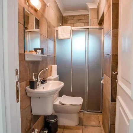 Camlik Deniz Yildizi Otel Ayvalı